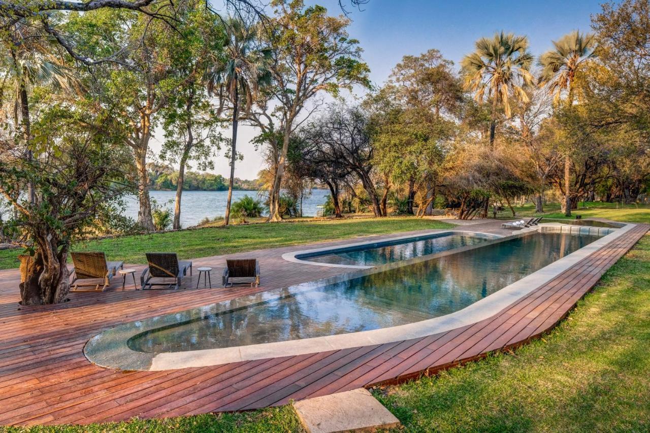 Palm River Hotel Victoria Falls Zewnętrze zdjęcie